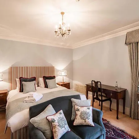 Bed & Breakfast Rose Castle *