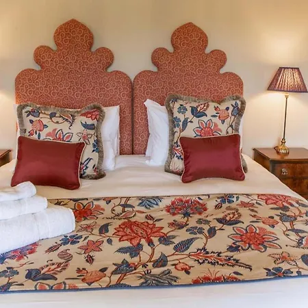 Bed & Breakfast Rose Castle *